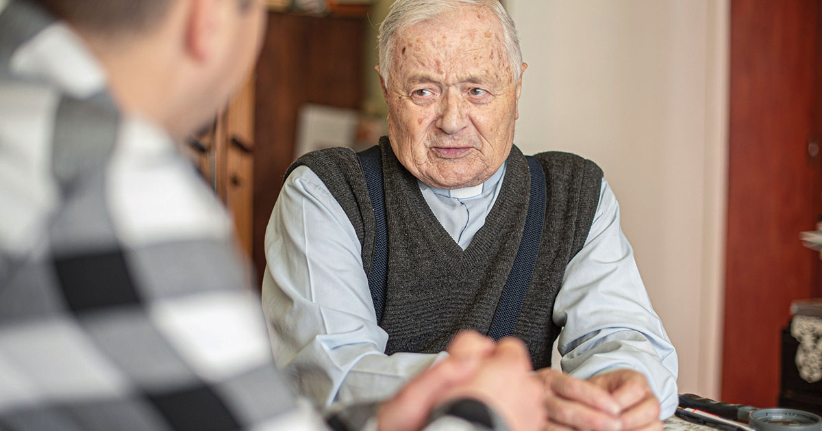 Paptársak és a hívek sokasága ünnepelte Boros Károly hat évtizednyi elhivatottságát és szolgálatát